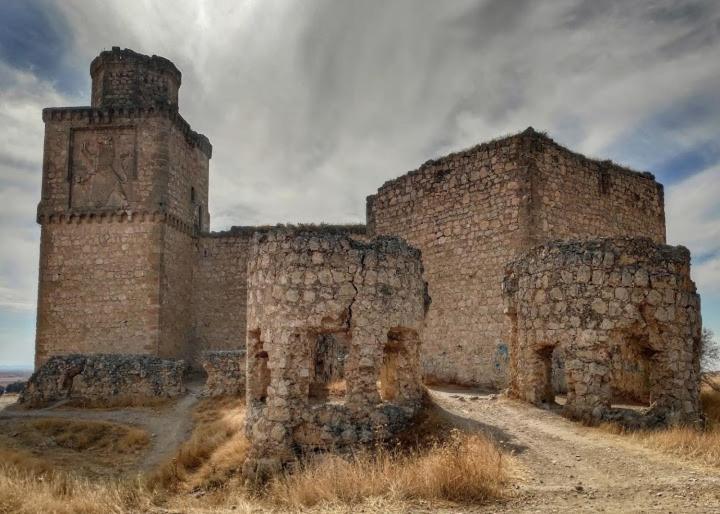 Toledo Ciudad De Las Tres Culturas , Un Lugar Para Disfrutar Todas Las Familias Con Sus Hijos " Desayuno Incluido" Villamiel de Toledo Luaran gambar